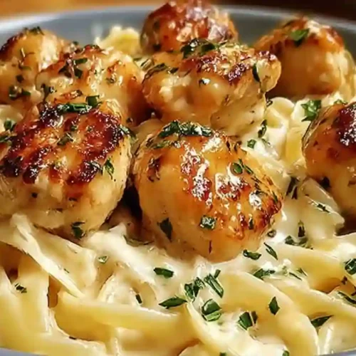 Garlic Butter Chicken Bites with Creamy Parmesan Pasta