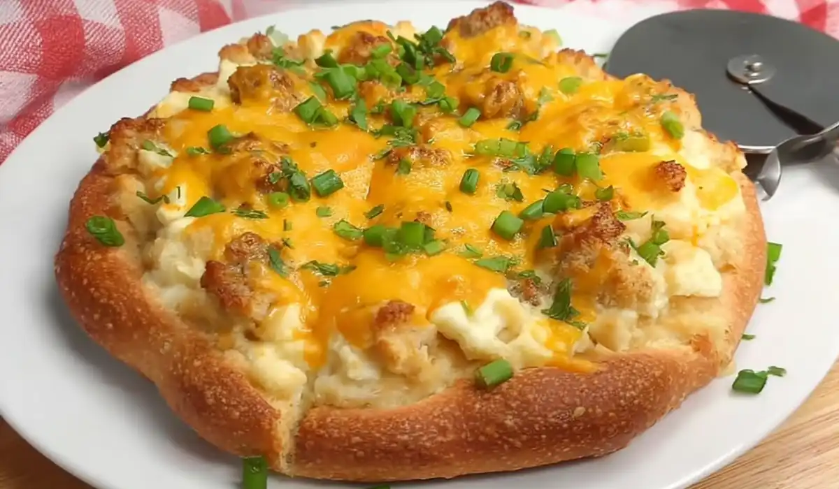 Biscuits and Sausage Gravy Breakfast Pizza