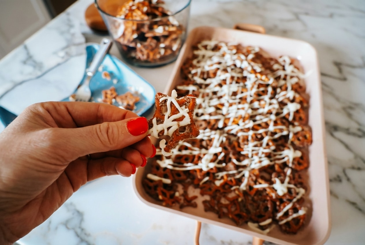 Soft cinnamon sugar pretzels coated in a fragrant browned butter and vanilla bean glaze.